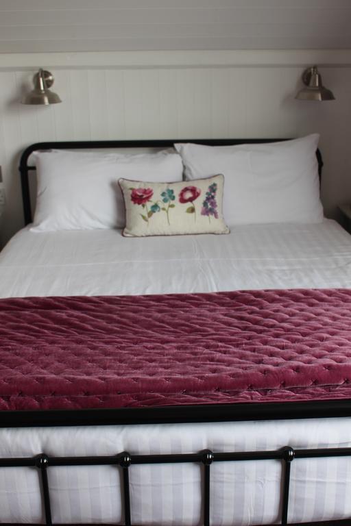 Beamsley Lodge B&B อีสต์บอร์น ภายนอก รูปภาพ
