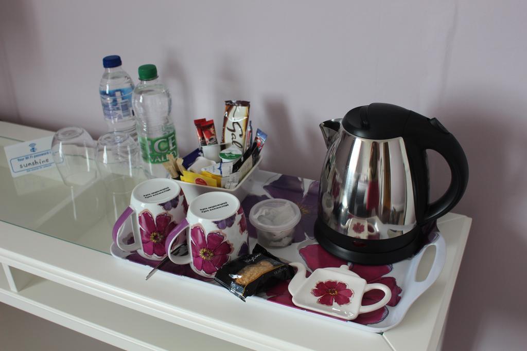 Beamsley Lodge B&B อีสต์บอร์น ภายนอก รูปภาพ