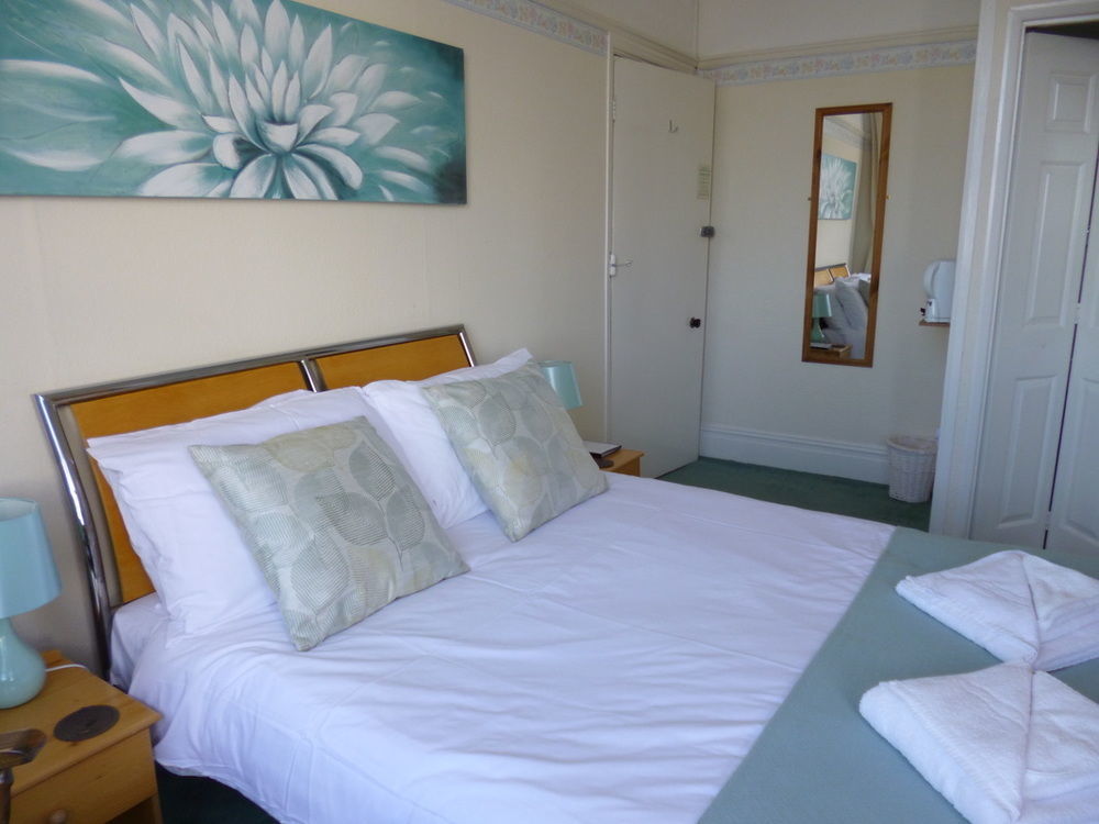 Beamsley Lodge B&B อีสต์บอร์น ภายนอก รูปภาพ