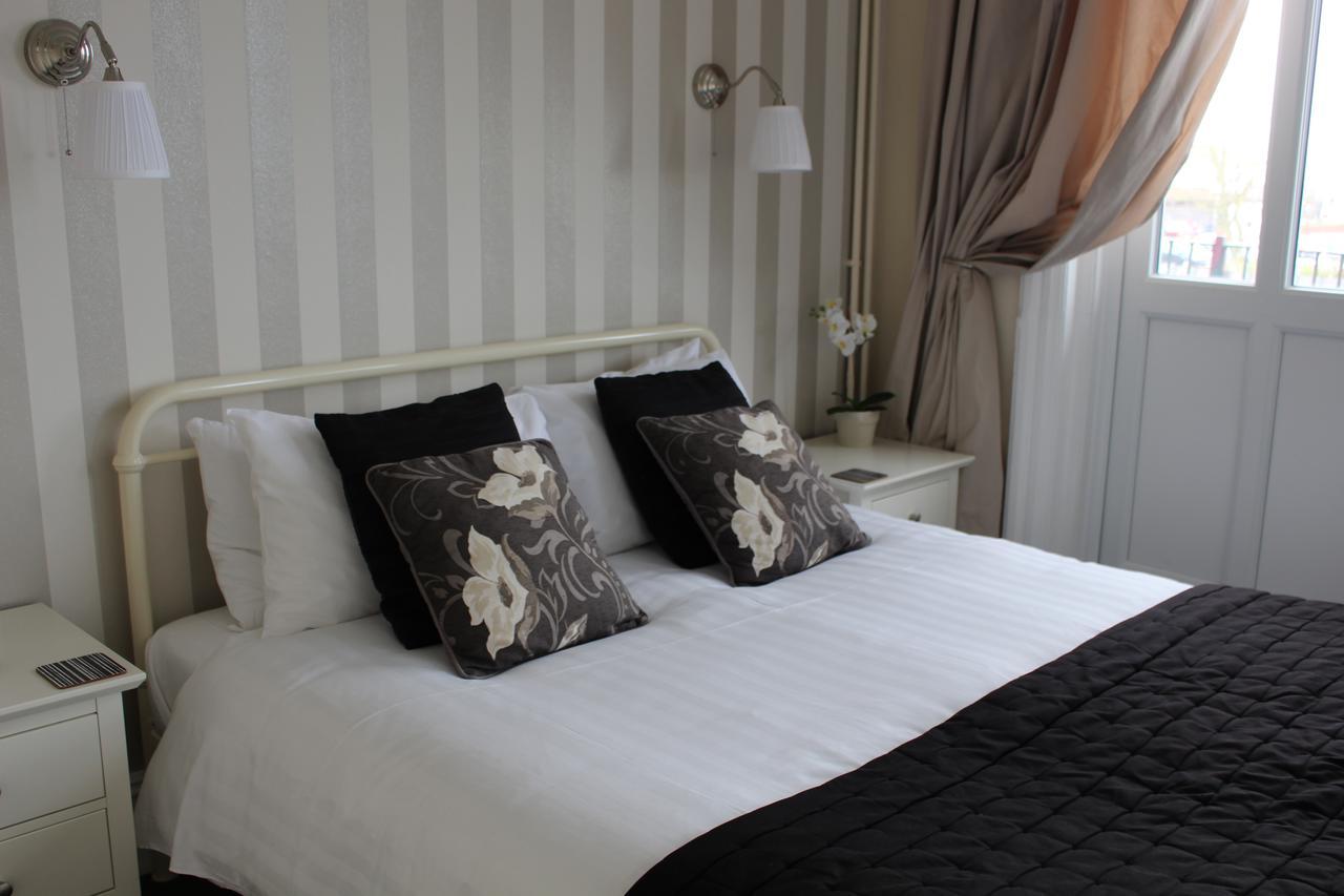 Beamsley Lodge B&B อีสต์บอร์น ภายนอก รูปภาพ