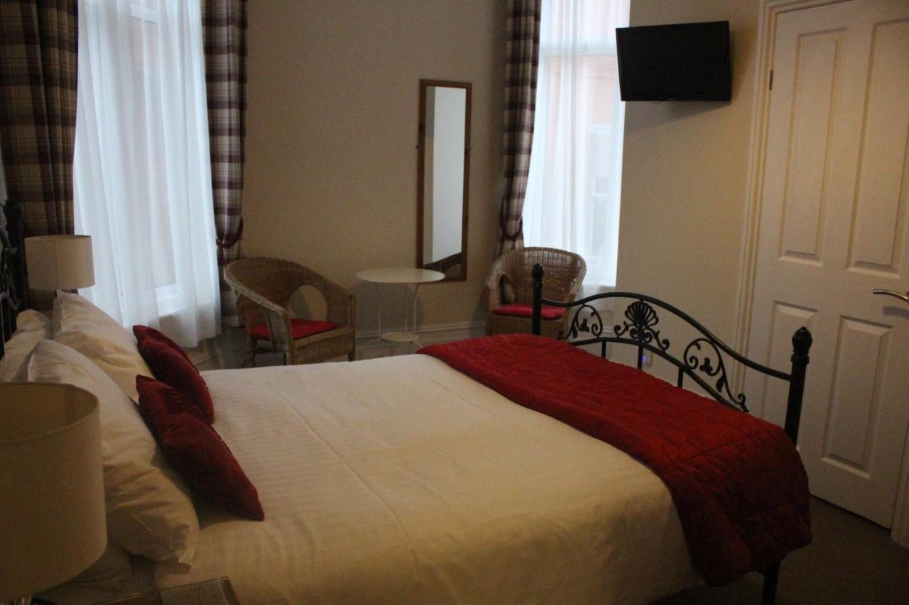 Beamsley Lodge B&B อีสต์บอร์น ภายนอก รูปภาพ